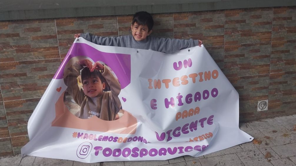 La importancia de donar órganos: 'Todos por Vicen', el nene de cinco años que necesita un intestino y un hígado 