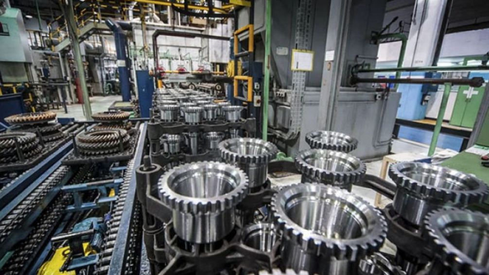 En mayo se desplomó la actividad industrial en un 11 % interanual