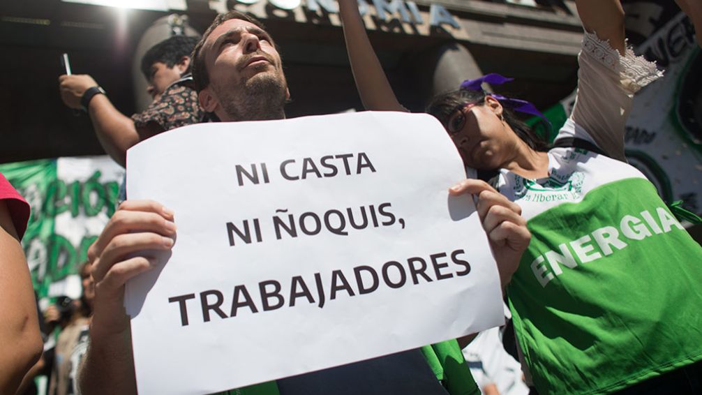 El Gobierno despidió a más de mil estatales en distintos organismos