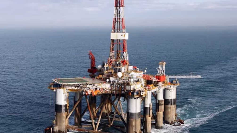 Reino Unido quiere extraer 500 millones de barriles de petróleo de las Malvinas