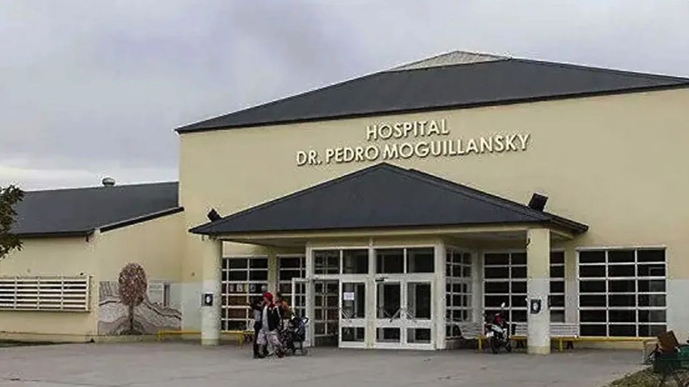 Un hospital debió salir a buscar pediatras jubilados por falta de residentes