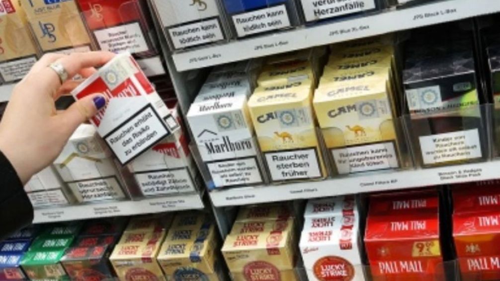 Multinacionales tabacaleras hunden los precios para quedarse con todo el mercado y se desploma la recaudación impositiva