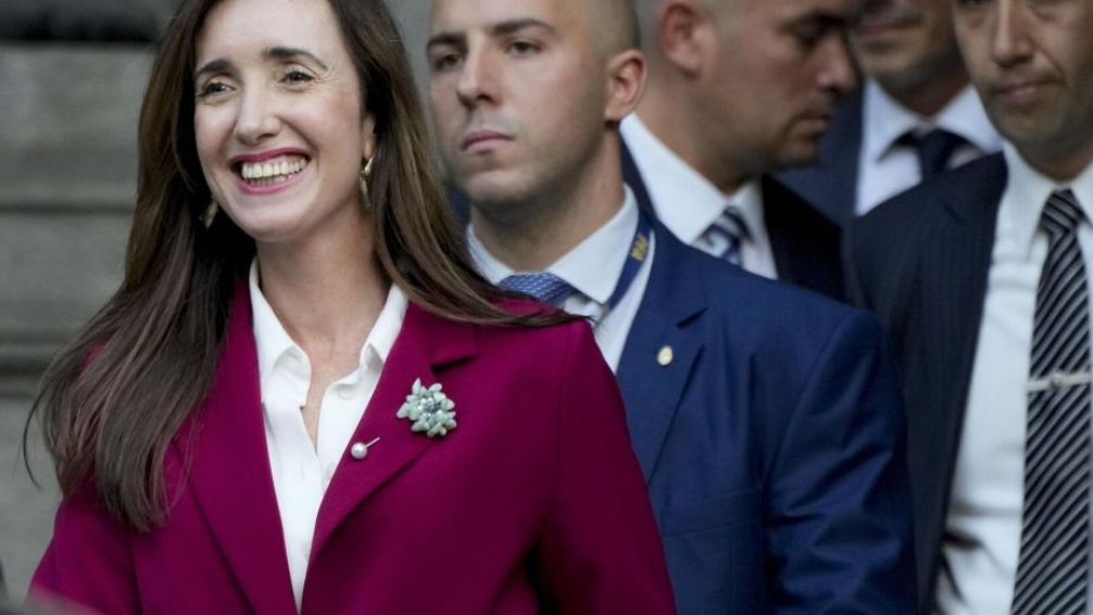 Victoria Villarruel llamó al Pollo Sobrero 'Susana Giménez de los rieles'