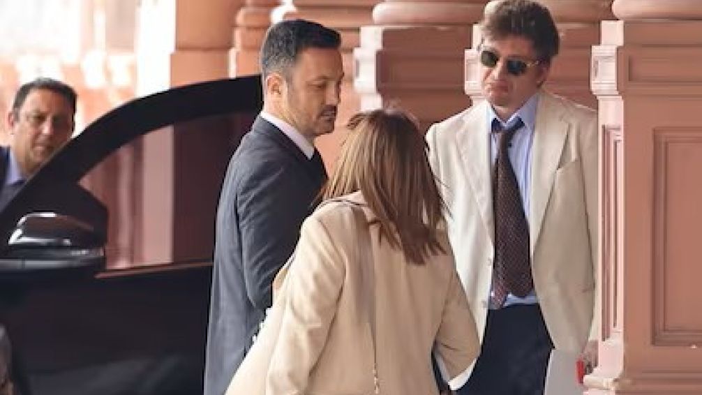  La ministra de Seguridad tiene peso propio. Tiene las condiciones de disputar, dentro de LLA, el lugar de preponderancia que hoy tiene el asesor Caputo.