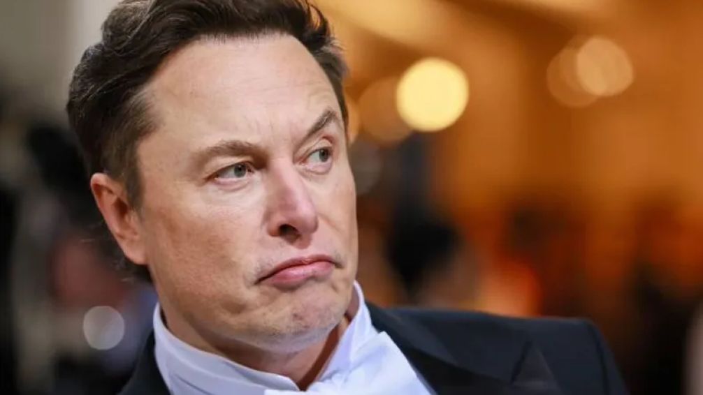 Elon Musk anuncia el cierre de las oficinas de X en Brasil