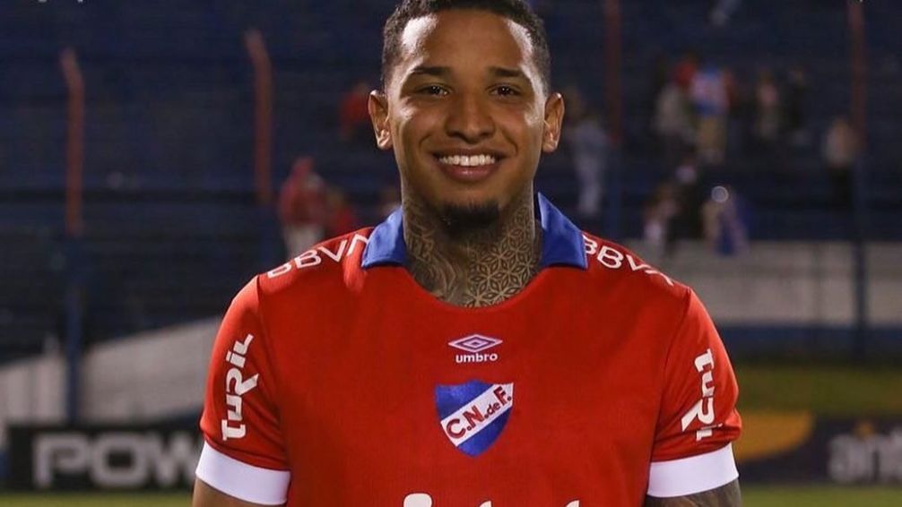 El defensor central afrontaba su segundo ciclo con la camiseta de Nacional, pero llevaba una extensa carrera en el fútbol uruguayo.