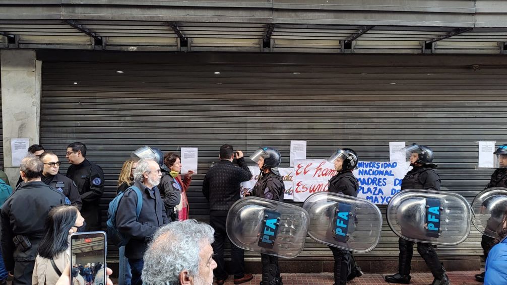 Rectora de la Universidad de las Madres de Plaza de Mayo sostiene que desde que asumio Milei no le pagan a los docentes