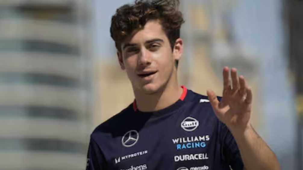 Franco Colapinto conoce el circuito de Marina Bay y se prepara para su próxima carrera