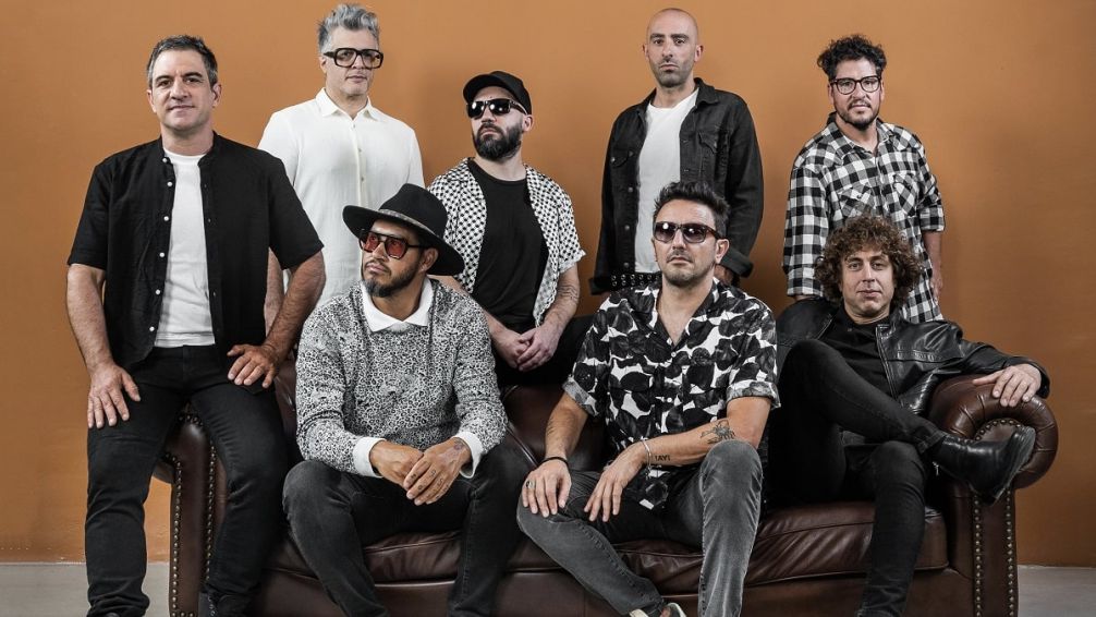 El especial audiovisual del show entero cuenta con 18 canciones, fue dirigido por Oliver Lee Garland y se estrenará completo en YouTube el 10 de octubre.