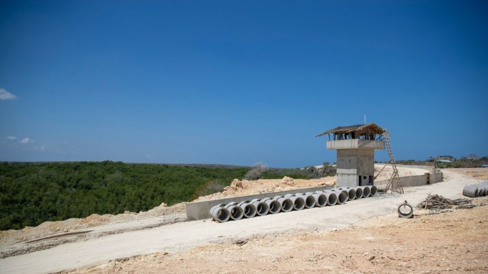 Republica Dominicana confirmó que continuará la construcción del muro fronterizo con Haití