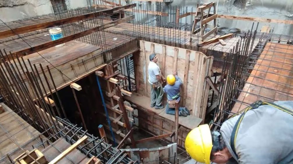 Colapso en industria, comercio y construcción
