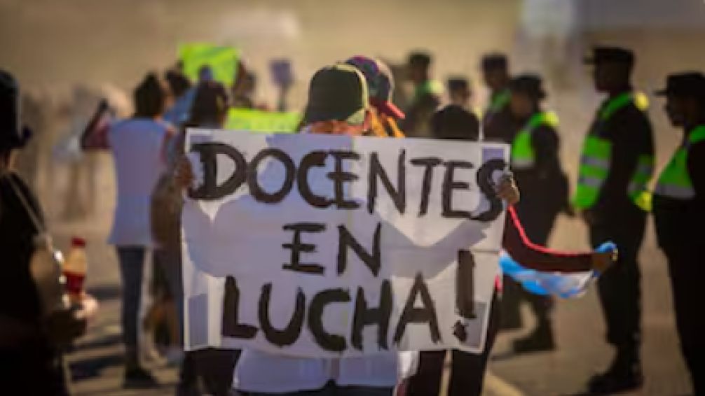 Docentes bonaerenses se adhieren a la segunda marcha federal universitaria y podría interrumpir las clases