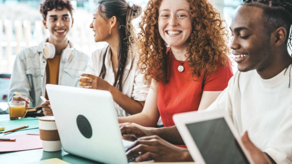La Generación Z y el uso de la IA en el trabajo