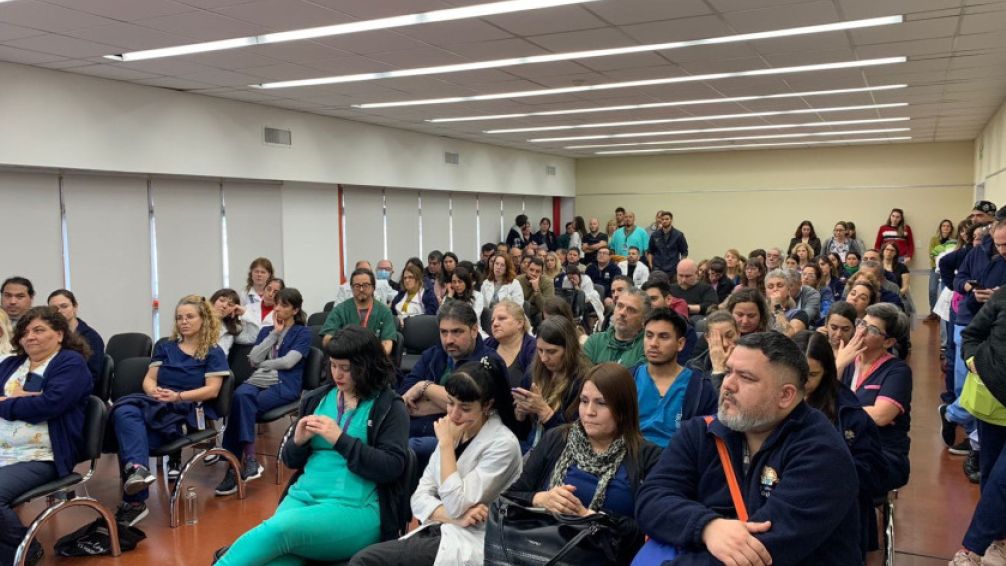 Ante la renuncia del Ministro de Salud la asamblea de trabajadores del Garrahan va a un nuevo paro el 2 de Octubre