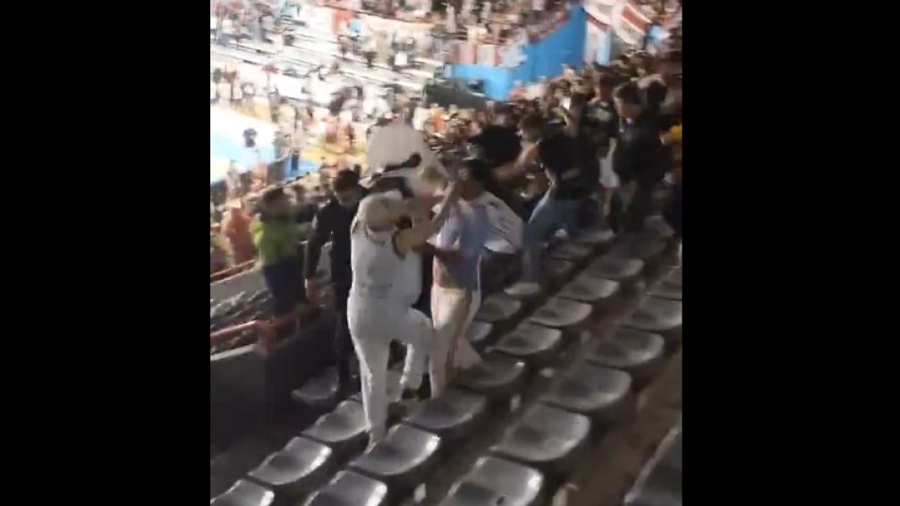 Mar del Plata: escandaloso final a las piñas en el clásico entre Quilmes y Peñarol