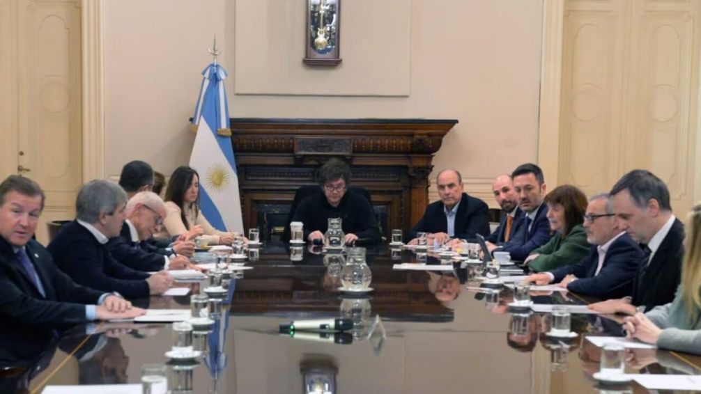 El Gobierno Nacional prepara recortes en Salud y evalúa ceder hospitales a las provincias