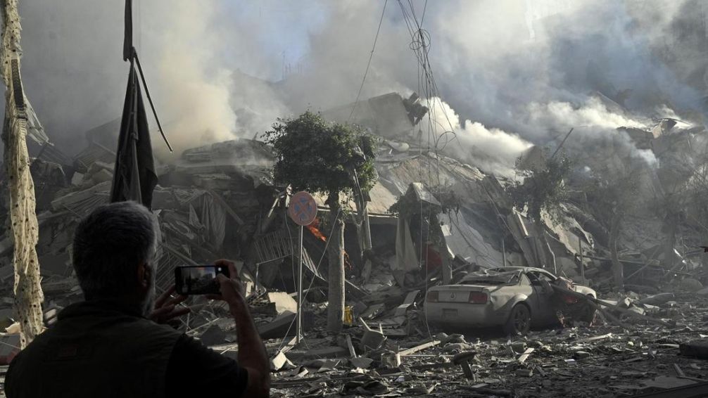 Ataque aéreo en Beirut deja al menos once muertos y 48 heridos