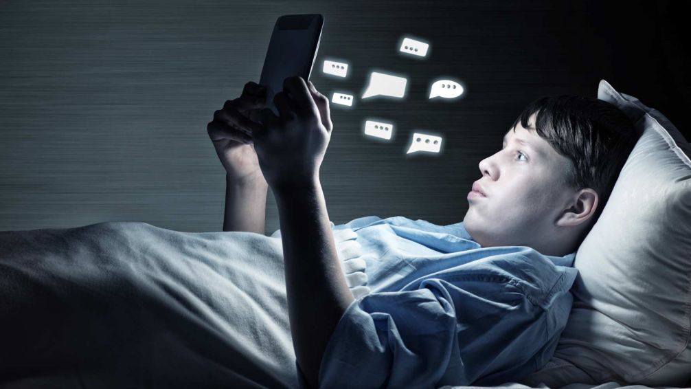 Soledad, autoestima e identidad: los problemas del uso masivo de redes sociales entre jóvenes