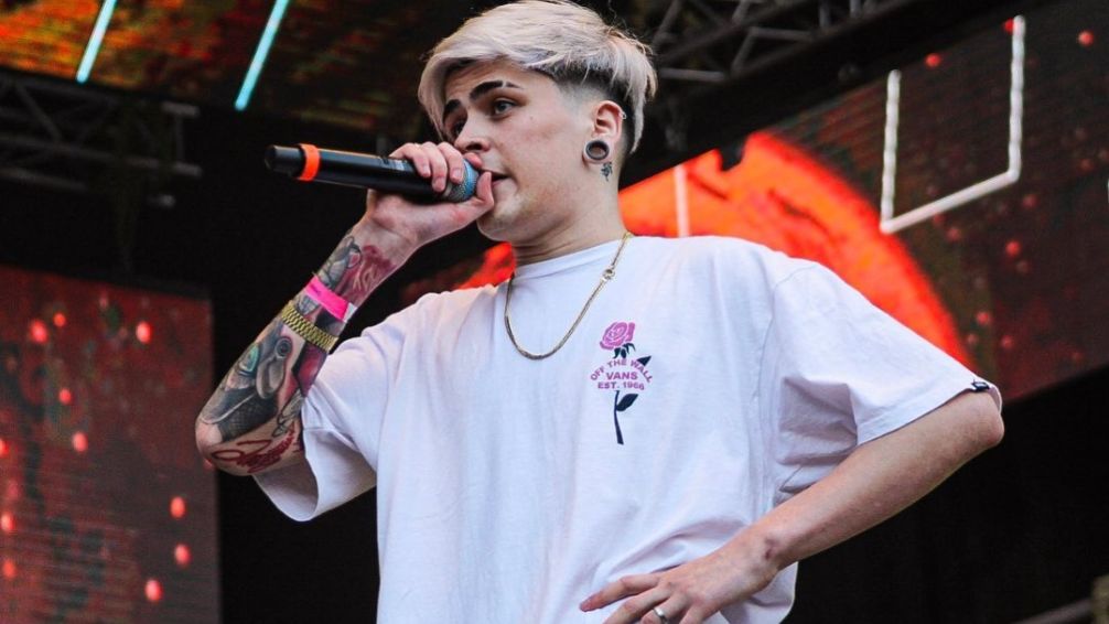Con más de 30 millones de seguidores en sus plataformas y redes sociales, LIT killah es uno de los máximos exponentes de la música urbana en América Latina.