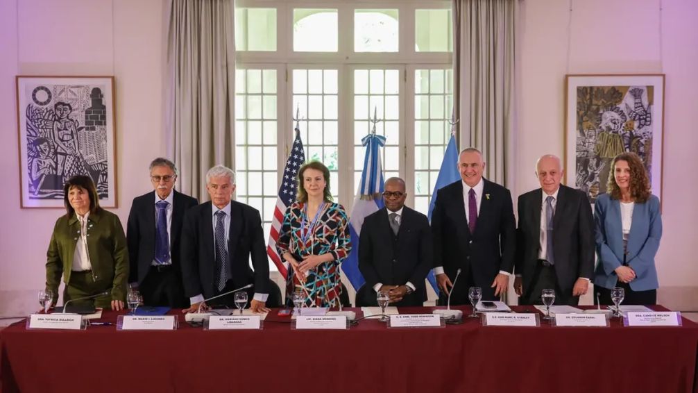 EE.UU y Argentina crearán un nodo regional de inteligencia contra las drogas