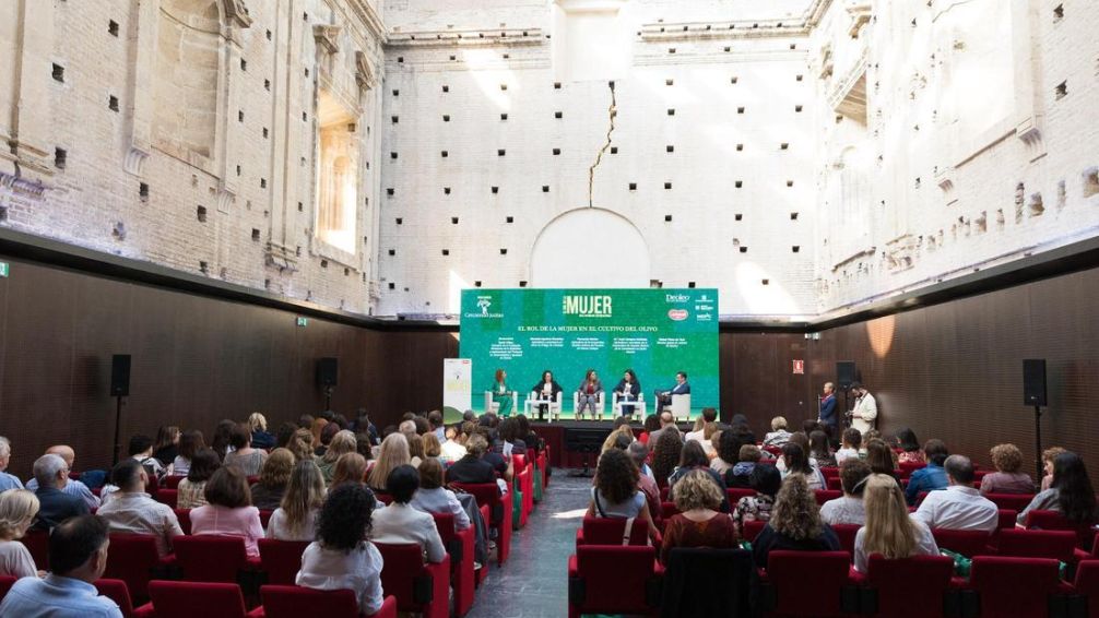Deoleo reúne a las mujeres líderes del sector del aceite para debatir sobre el presente y el futuro de la industria