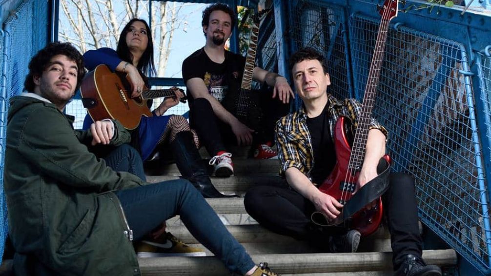  Löbëla está celebrando su décimo aniversario con un show en vivo el próximo sábado 23 de noviembre en El Tanque Cultural, en Buenos Aires