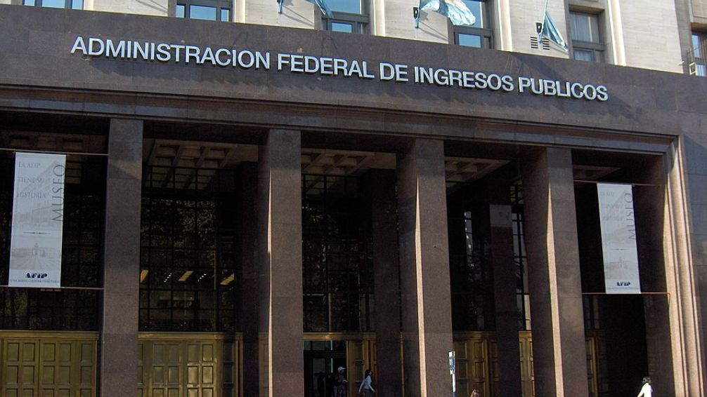 Tras conocerse el cierre de la AFIP, un empleado tomó una drástica decisión y se salvó por milagro