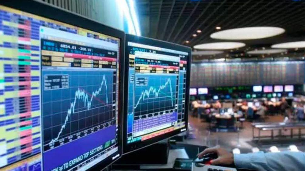 El riesgo país llegó al valor más bajo desde agosto del 2019 
