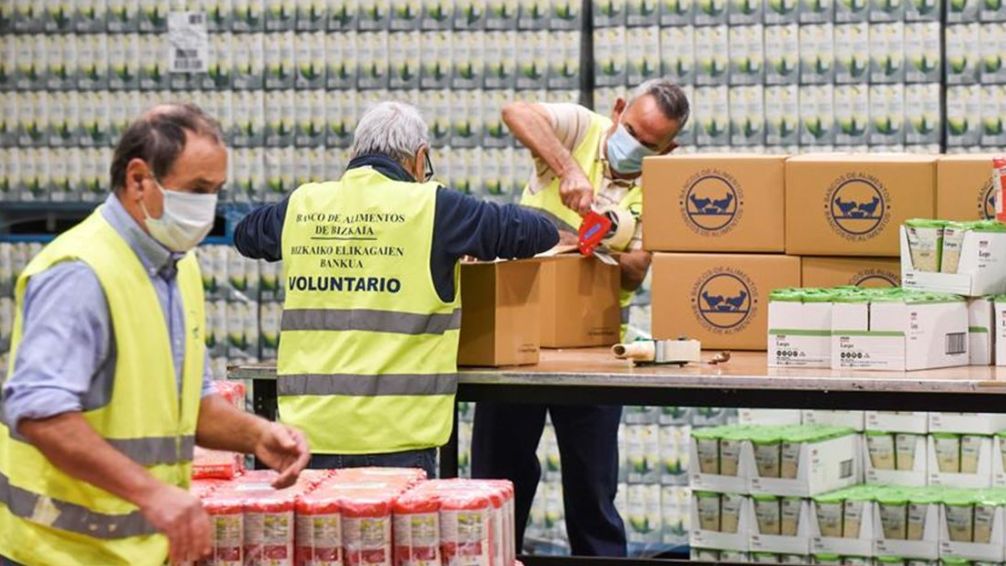 Las empresas de alimentos y energéticas ganan millones mientras se expande la pobreza