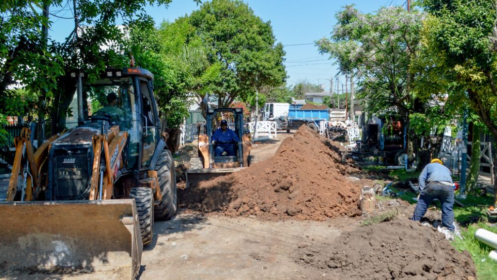 José C Paz: Avanzan las obras cloacales en las calles Combate de los Pozos y Martel