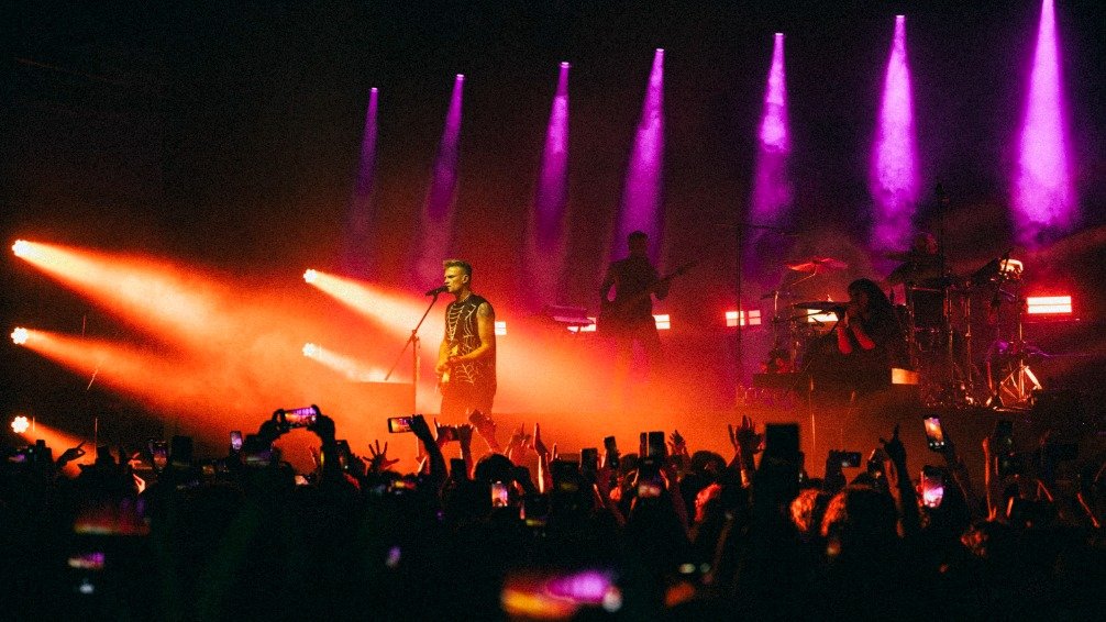 Así fue la noche de rock de Mother Mother en el C Art Media
