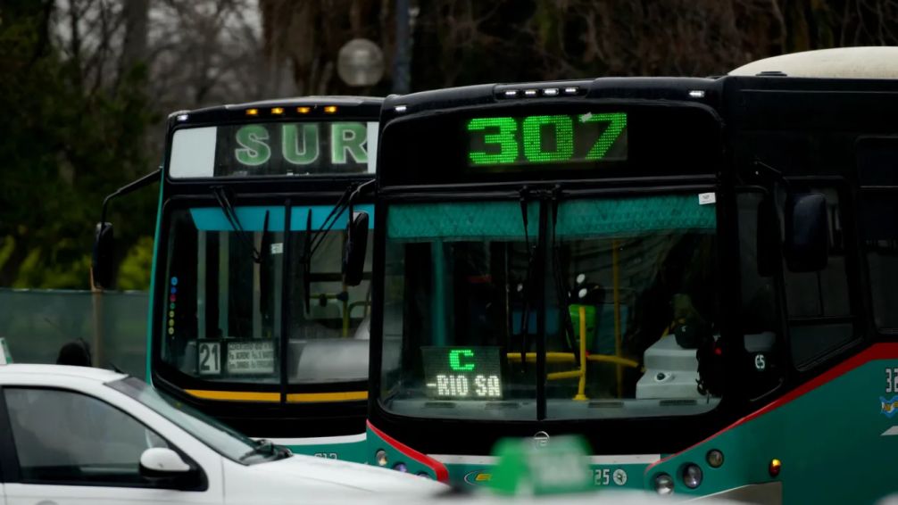 Paro general 30 de octubre: todos los servicios que estarán afectados y lo que sucederá con los colectivos