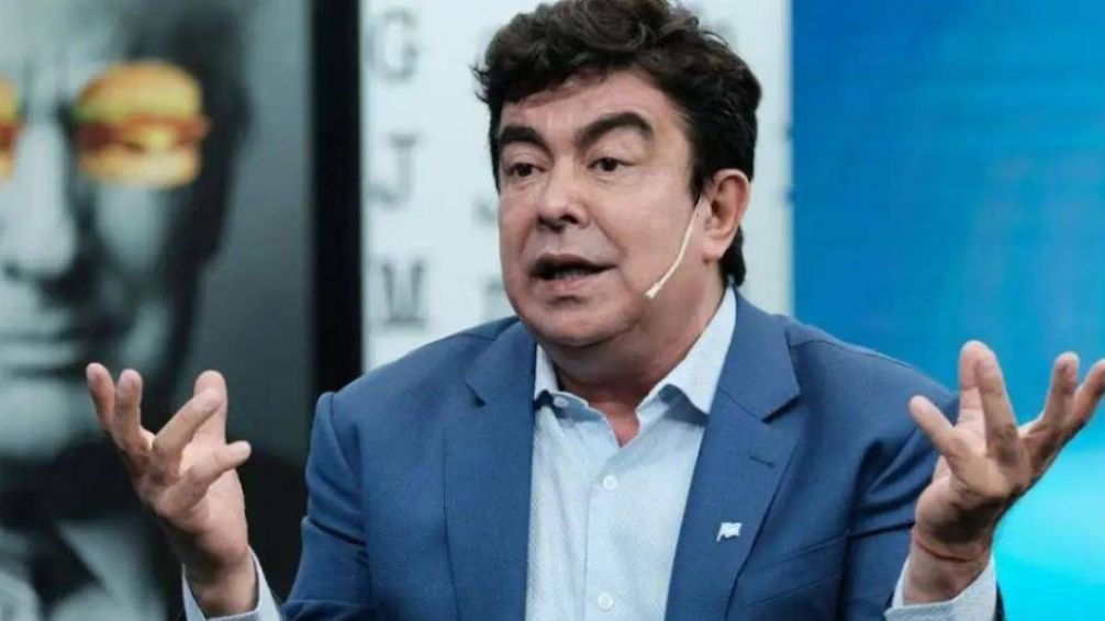 Nueva denuncia contra Espinoza: se lo acusa de abuso de autoridad y violación de deberes de funcionario público