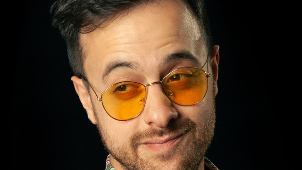 Camilo presenta 8 canciones que absorben varios matices de sus influencias del pop y rock nacional e internacional