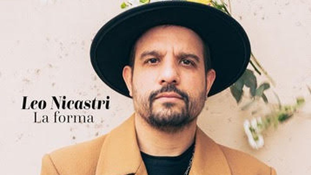 Es un disco introspectivo y melancólico, donde aparecen temáticas como la identidad, el amor, el duelo