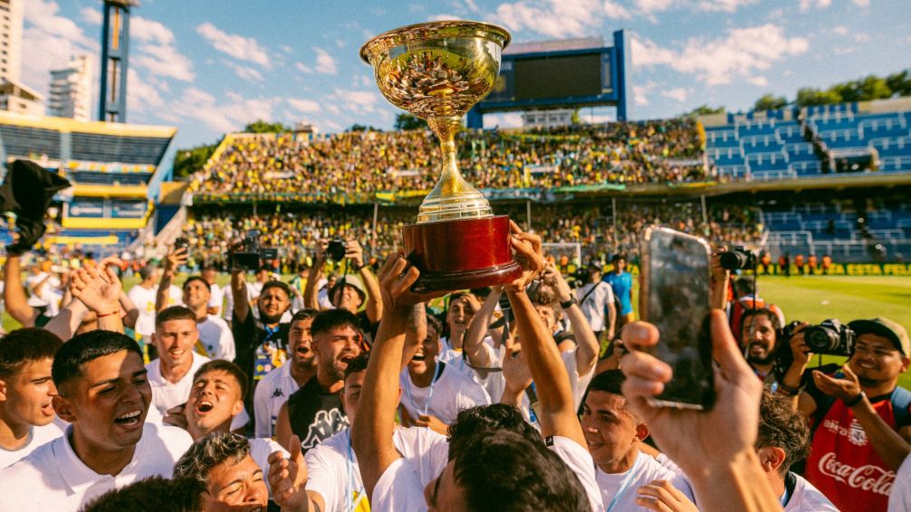 Batacazo de Aldosivi: el Tiburón se consagró campeón y volvió a primera