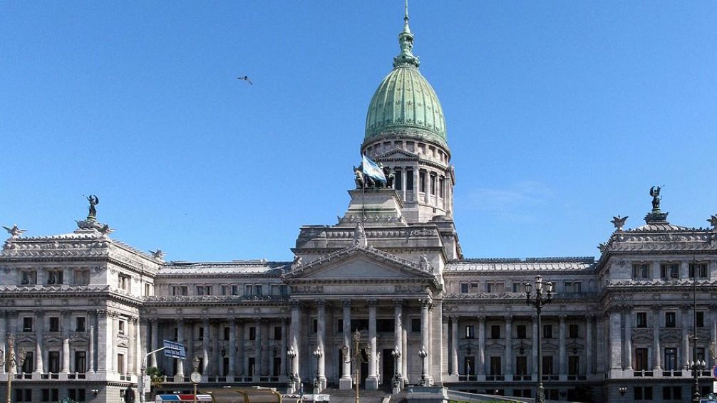El Congreso se prepara para un debate crucial sobre los DNU y la Reforma Legislativa