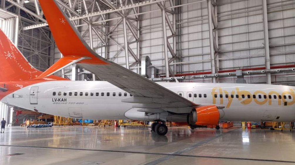  Mendoza: Avión de FlyBondi Casi Colisiona con Aeronave de Aerolíneas Argentinas y hubo protestas