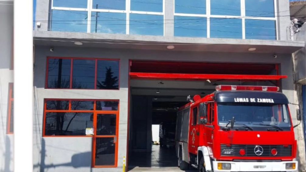 Bomberos de Lomas de Zamora salvaron la vida de un menor que se ahogó y estaba inconsciente 