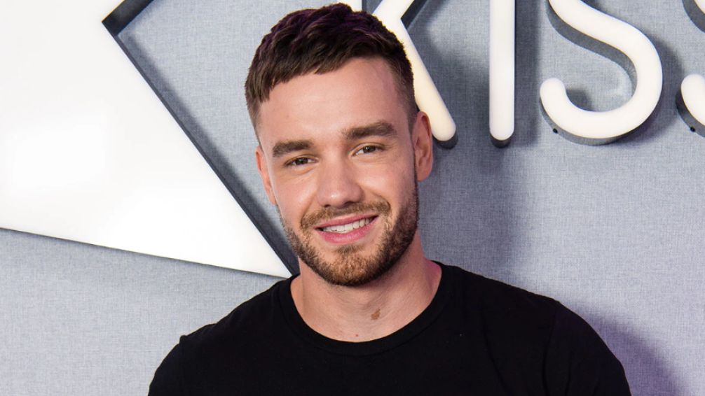 Muerte de Liam Payne: Trascendió un video del momento en el que un empleado del hotel le habría llevado drogas al artista