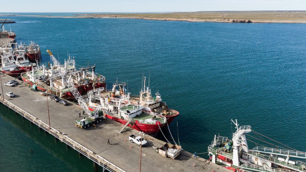 Puerto Deseado: Conflicto sindical  genera caos y amenaza la actividad económica