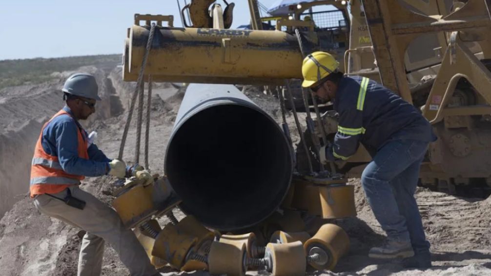 Río Negro: Alarma en Vaca Muerta por 181 despidos en la planta de Allen