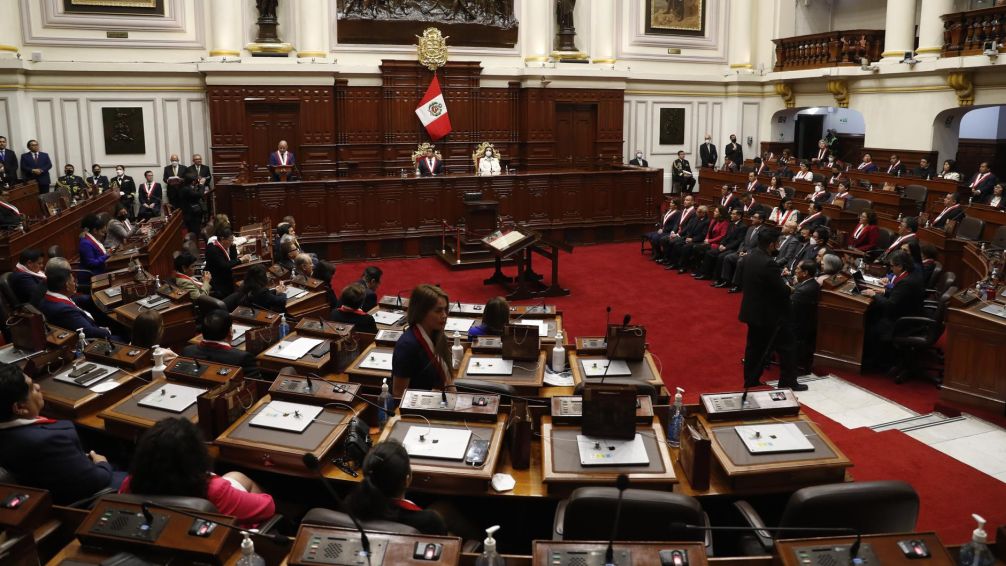 Crisis política: el Congreso de Perú destituyó al ministro de Minas y Energía de Dina Boluarte