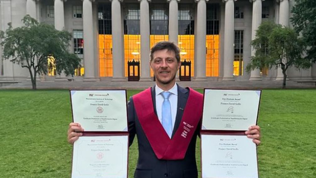 Es oriundo de Mercedes y es el primer argentino en obtener una doble titulación en el M.I.T. : 'Nunca dejé de creer'