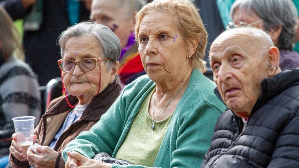 Otorgarán un bono extraordinario de hasta 70 mil pesos para jubilados y pensionados