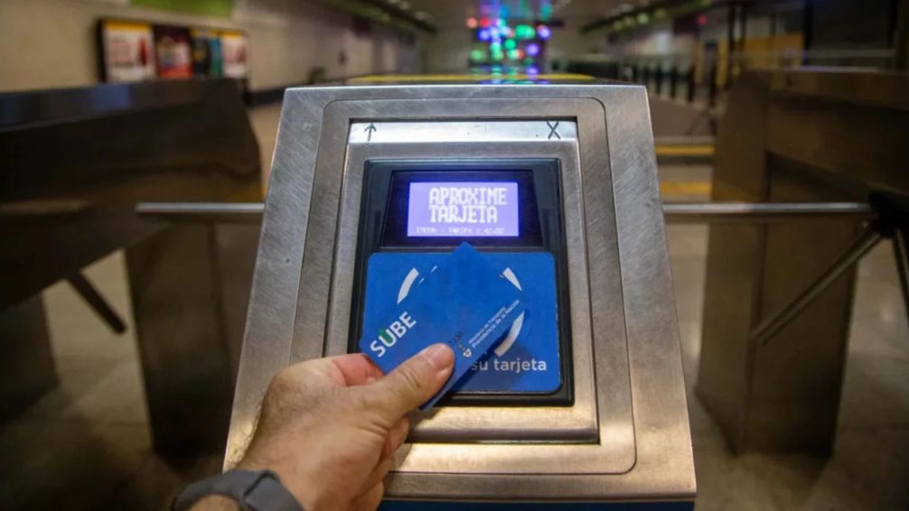 Subtes: habilitaron el pago con tarjetas y billeteras digitales