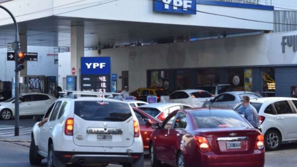 Patagonia: Trabajadores de estaciones de servicio advierten posible desabastecimiento de nafta para las fiestas
