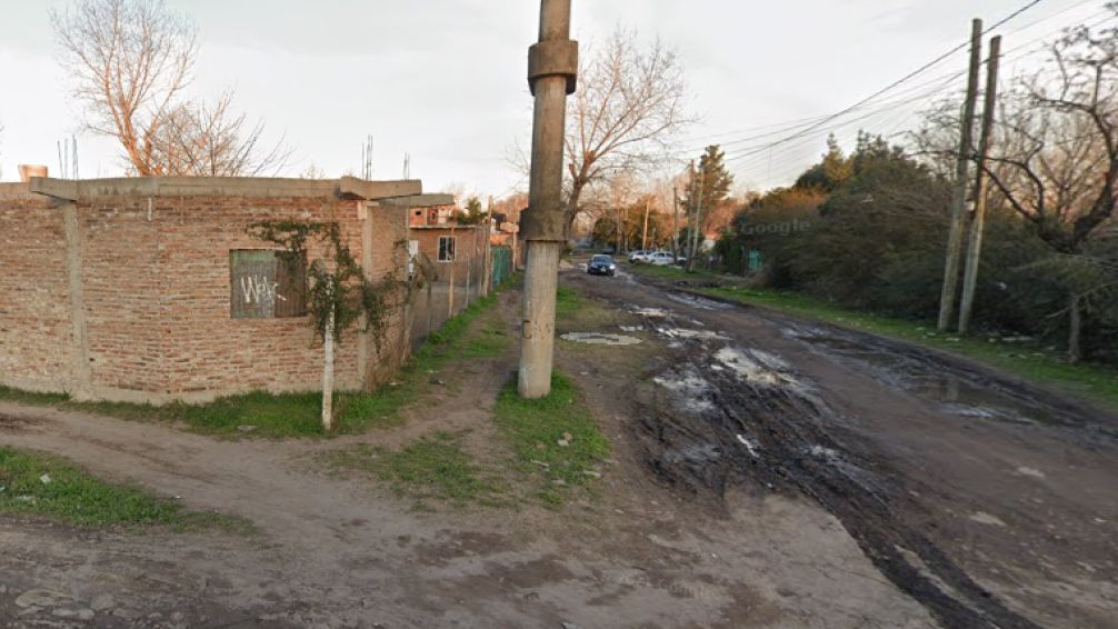 Pelea familiar: mató a su padrastro a balazos, huyó y sigue prófugo