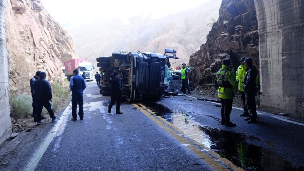 El accidente se produjo cerca de las 7.10 a la altura del túnel n°7/8 en Uspallata.