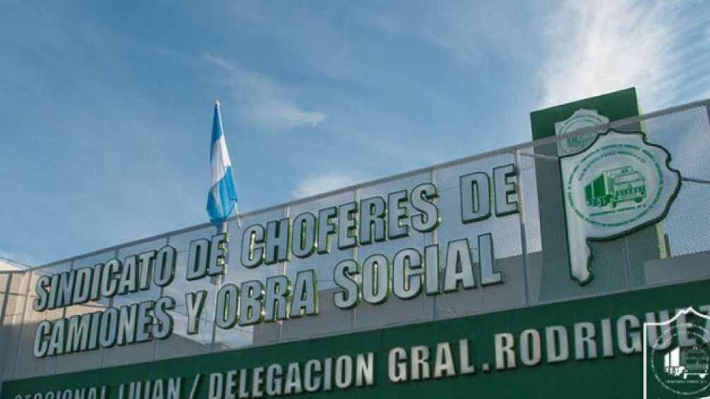 Camioneros: Robo millonario en la sede de  General Rodríguez genera controversia